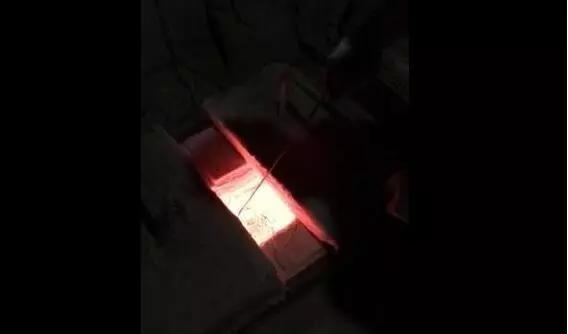 夜干夜干，勵(lì)志故事中的奮斗之歌，成就夢(mèng)想的號(hào)角