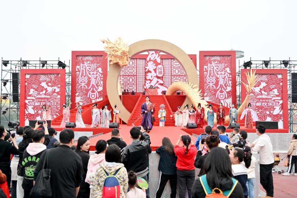 唐雅婷新動態(tài)揭秘，城市生活的溫馨日常