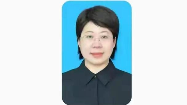 火箭軍領(lǐng)導(dǎo)團(tuán)隊(duì)，自然美景中的詩意履職